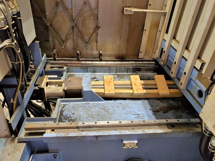 Used 2000 Mazak VTC200C