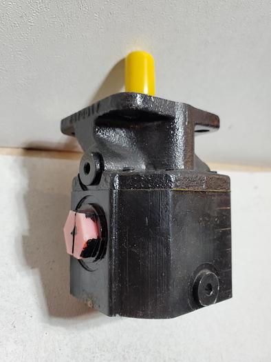 Used Haldex Hydraulics Hydraulic Gear Pump/Motor GREAT CONDITION 1070089 (F4)