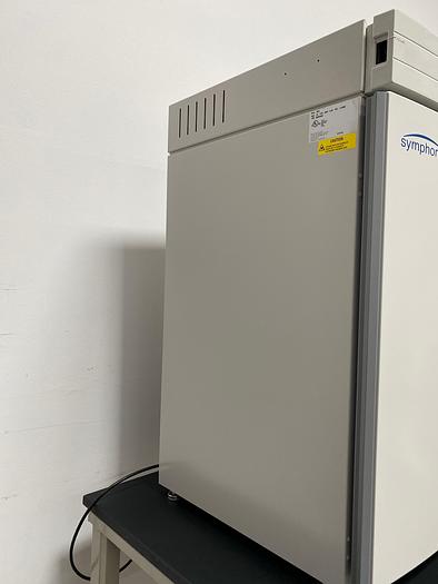 Used VWR 3074 Symphony CO2 Incubator 115V 60Hz