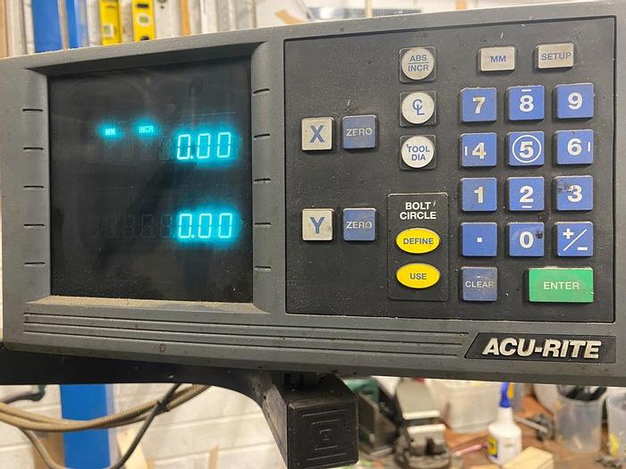 Used Hartford 2S Manual Turret Milling Machine