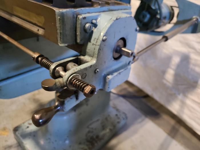 Used Index Vertical Milling Machine