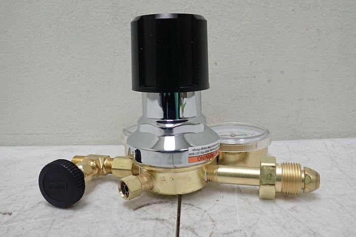 Used Concoa 1096502-01-580 Pressure Regulator