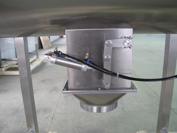 Used NEW – 5 CU. FT. DOUBLE RIBBON BLENDER – SANITARY S/S (#8965)