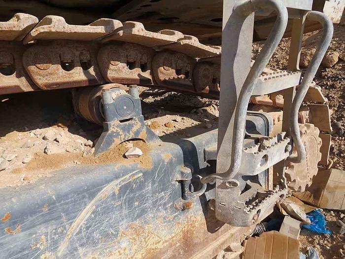 Used 2017 LIEBHERR R9100 