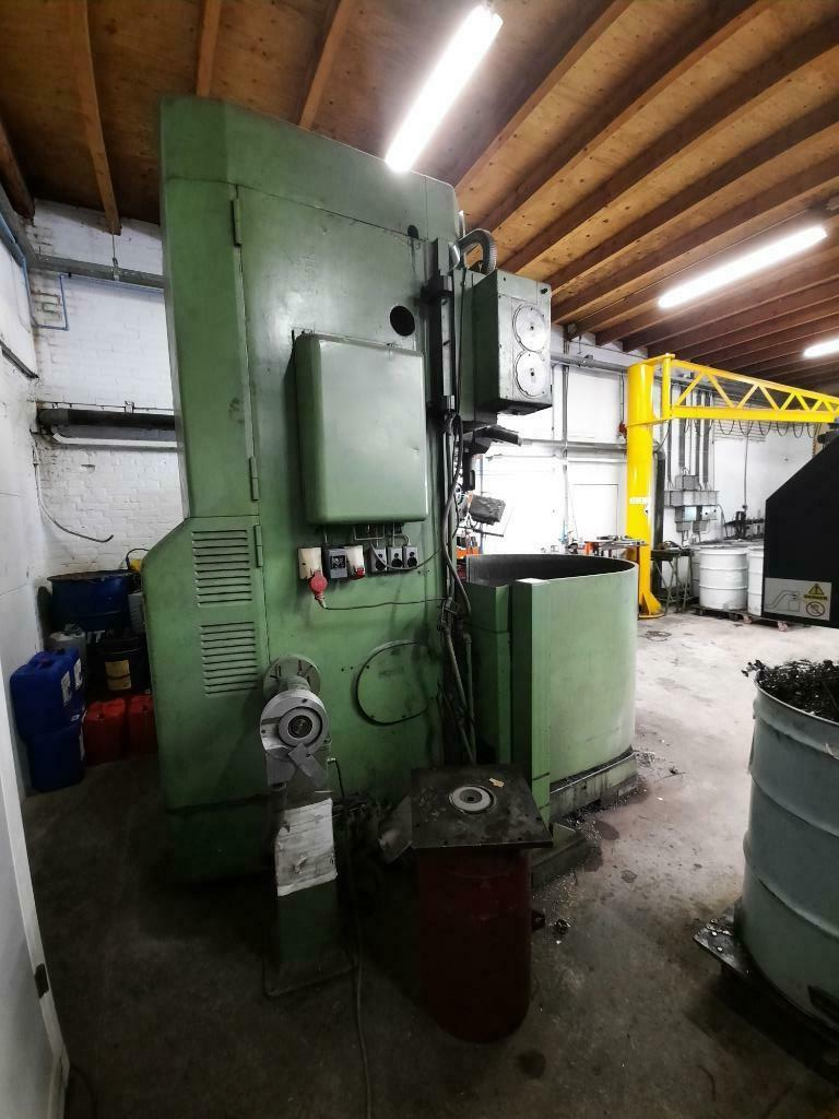 Used DORRIES CAROUSEL