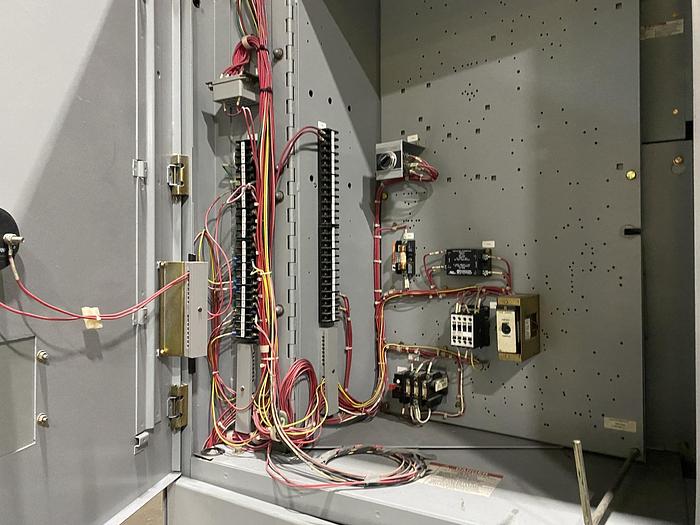 Used GENERAL ELECTRIC LIMITAMP STARTER CR194A118B2 500 HP CONTROLLER W/ DRAW-OUT AIR-BREAK CONTACTOR