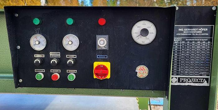 Used Höfer hydraulic veneer press H 65 S