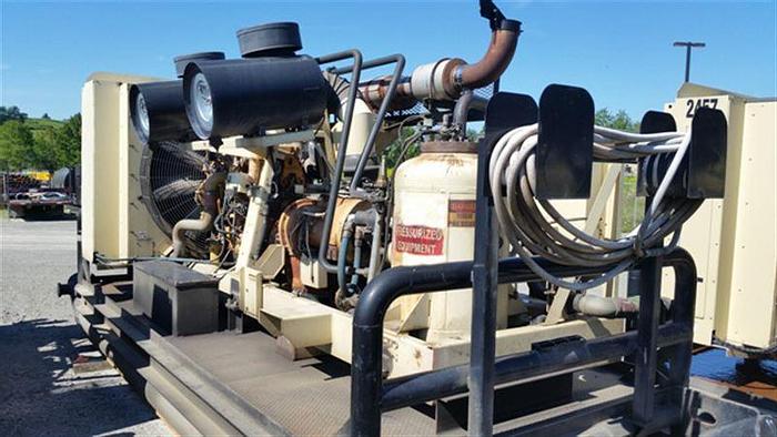 Used 2004 Ingersoll-Rand 1170 cfm / 350 psi Air Compressors