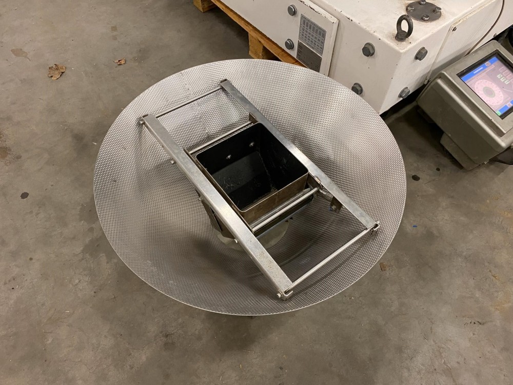 Used Yamato Multihead weigher