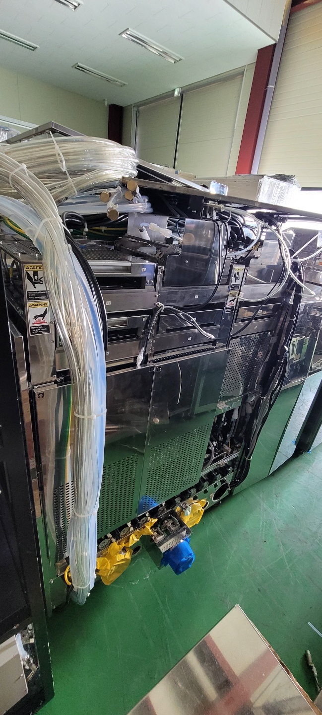 Used Tel MARK-Vz 2-Coater and 2-Developer CLEAN Track Systems