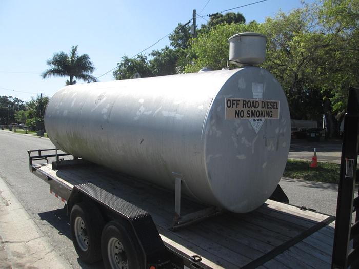 Used 2500 Gallon Single Wall Modern Fuel Tank