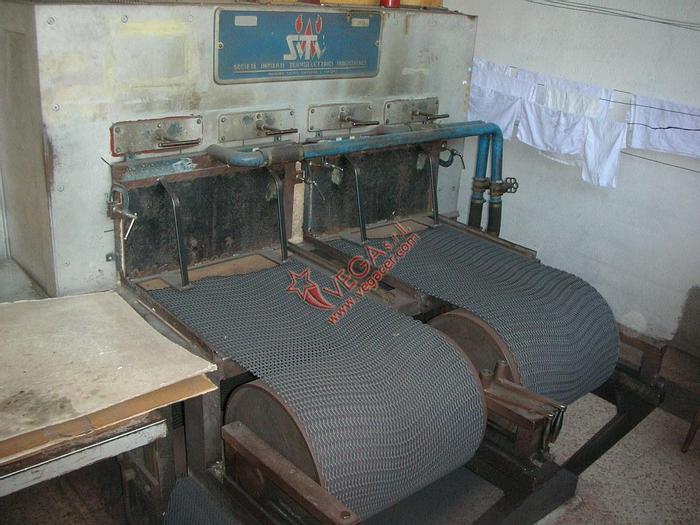 Used DOUBLE CHANNEL ELECTRIC TUNNEL KILN FOR DECORATION