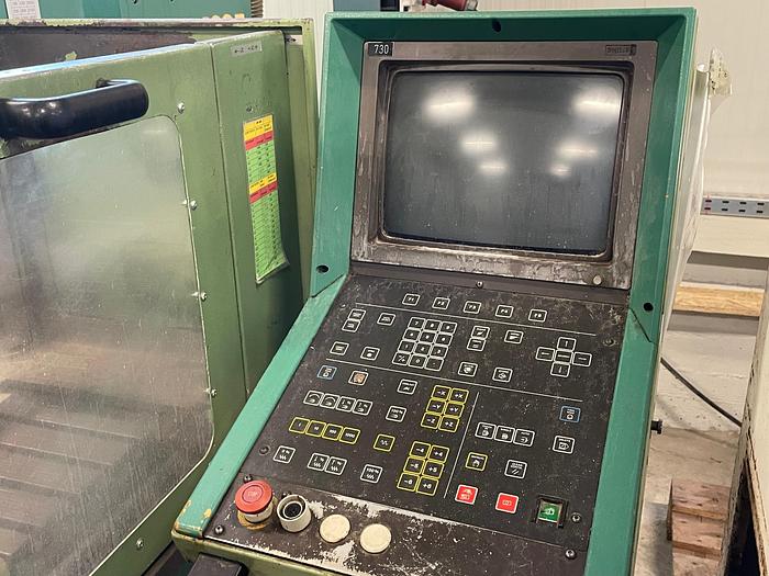 Gebraucht CNC Fräsmaschine MAHO MH 400 E