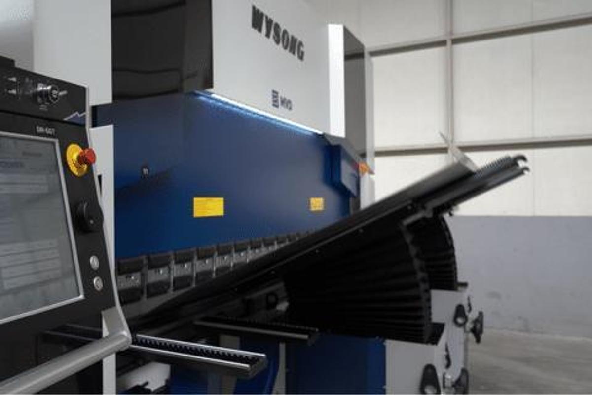 110-550 Ton Hydraulic Press Brakes