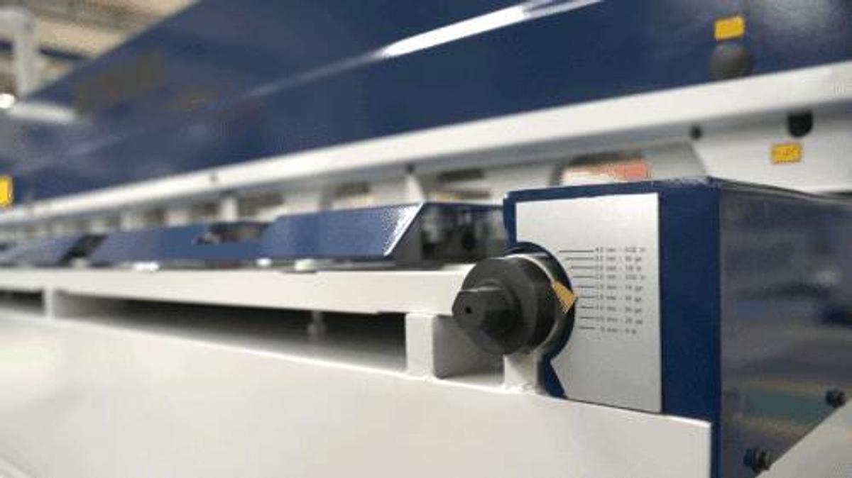 Light-Duty Sheet Metal Shears