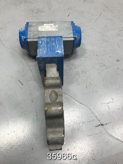 Used Neles Jamesbury 6" Hand Operated Wafer Sphere Butterfly Valve, 815L 11 3600 MT #35966