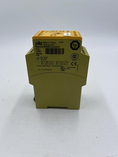 Used Pilz PNOZ XV2 30/24VDC 2n/ot