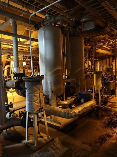 Used PNEUMATIC PRODUCTS T2500CAB4 AMLOC ENERGY SAVING AIR DRYER