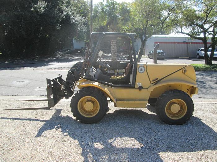 Used 2006 JCB 520 Telehandler Forklift