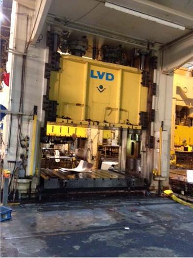 Used LVD-1800 Double action presss
