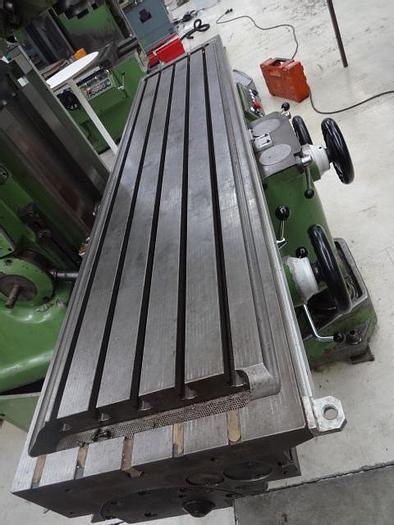 Utilisé Fraiseuse Huron MU 6