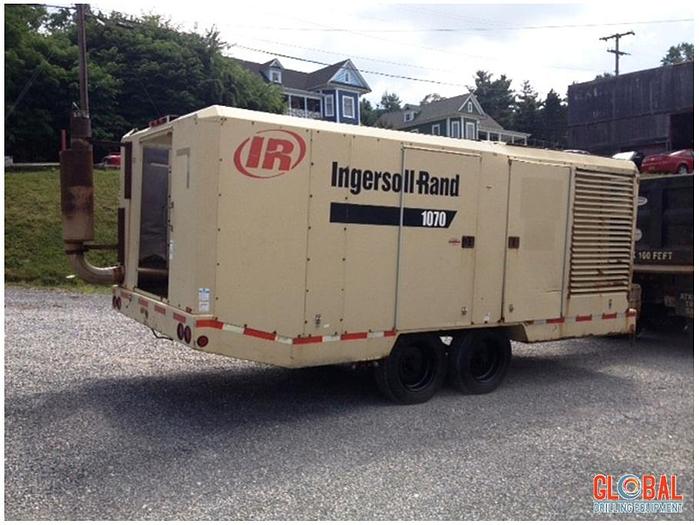 Used Item 0295 : 2003 Ingersoll-Rand XHP1070WCAT Air Compressor