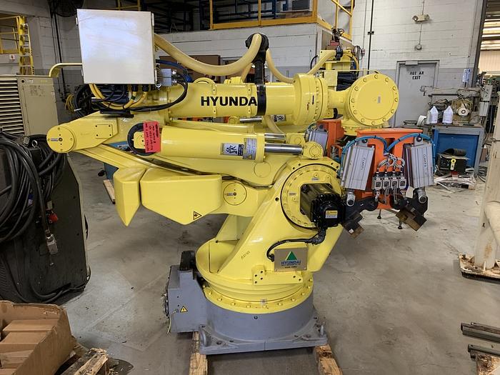Used 2012 HYUNDIA MODEL HX400 400KG X 2573MM H REACH WITH Hi5-N80U CONTROLLER HX400 6 AXIS CNC ROBOT
