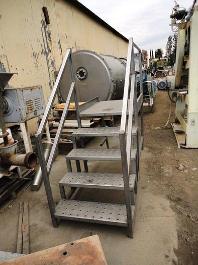 Used Mezzanine, 31" x 31", 5-Step, Platform, S/st, #C741487