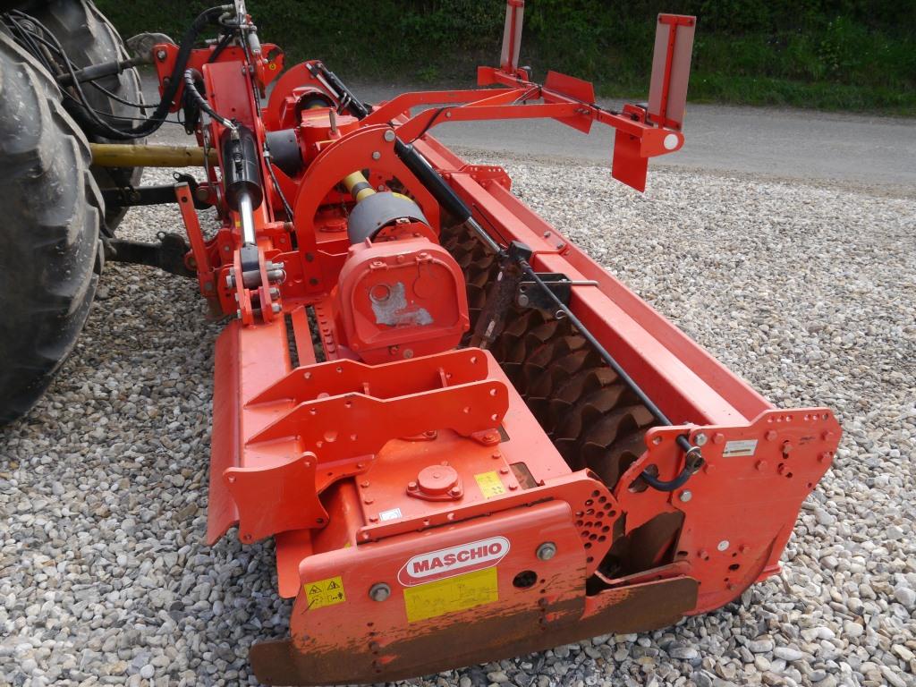 Used Maschio Aquila 5000 5m Power Harrow for Sale at LBG Machinery,...