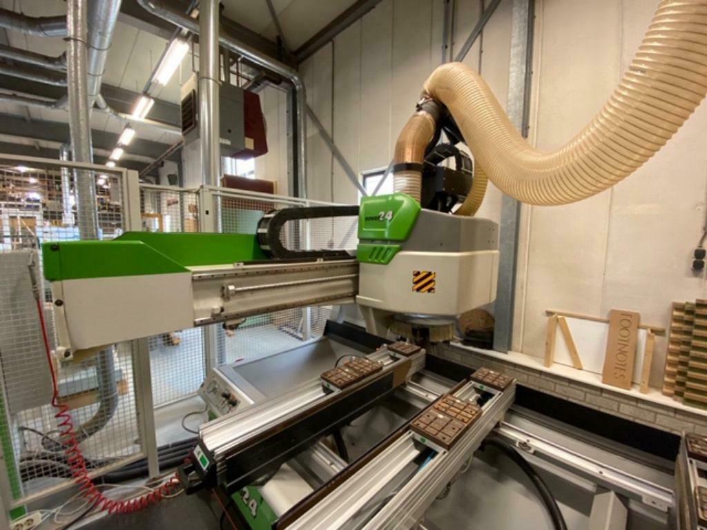 Gebruikt BIESSE ROVER 24 - 2001