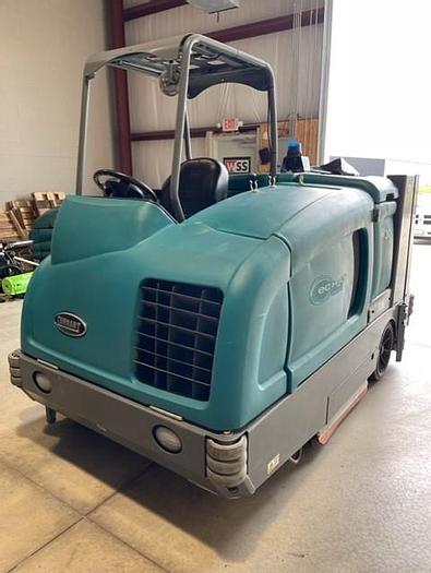 Used 2017 TENNANT M30 SWEEPER/SCRUBBER