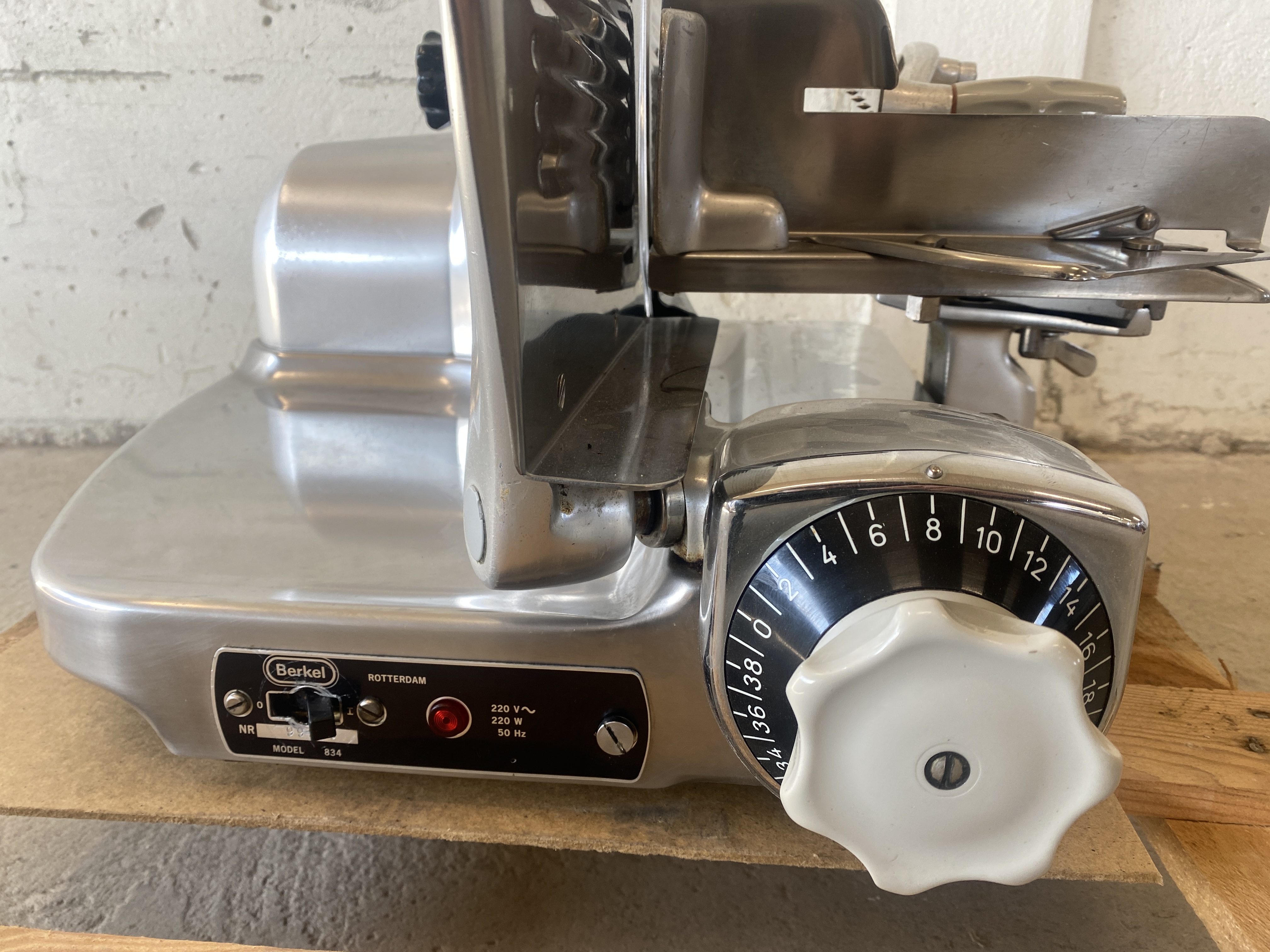 Begagnad Berkel  834
