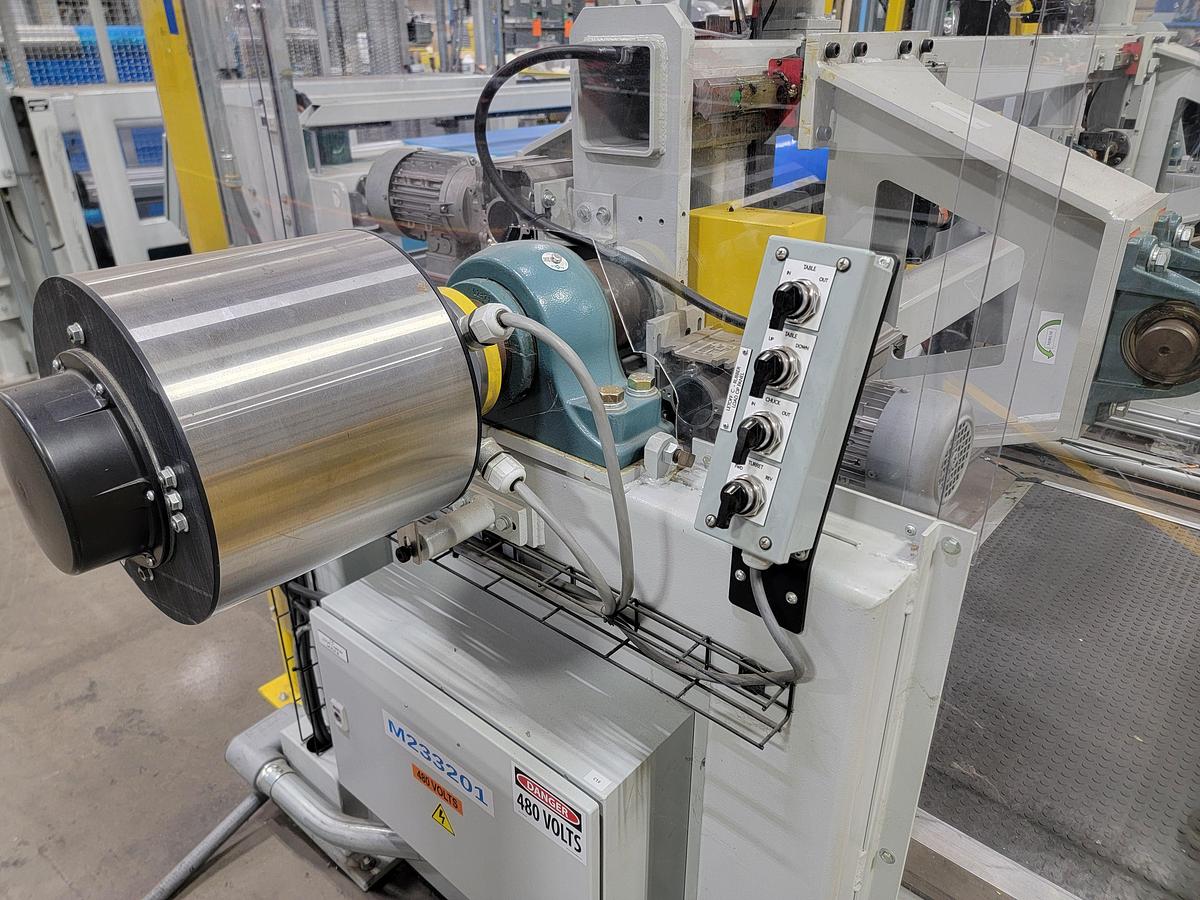 Used 2022 Menzel Two-Position Turret Let-Off and Accumulator Type 73TW01
