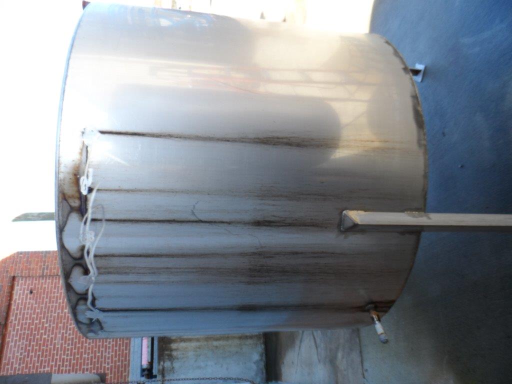 Used 560-Gallon 59" Diameter SS Tank