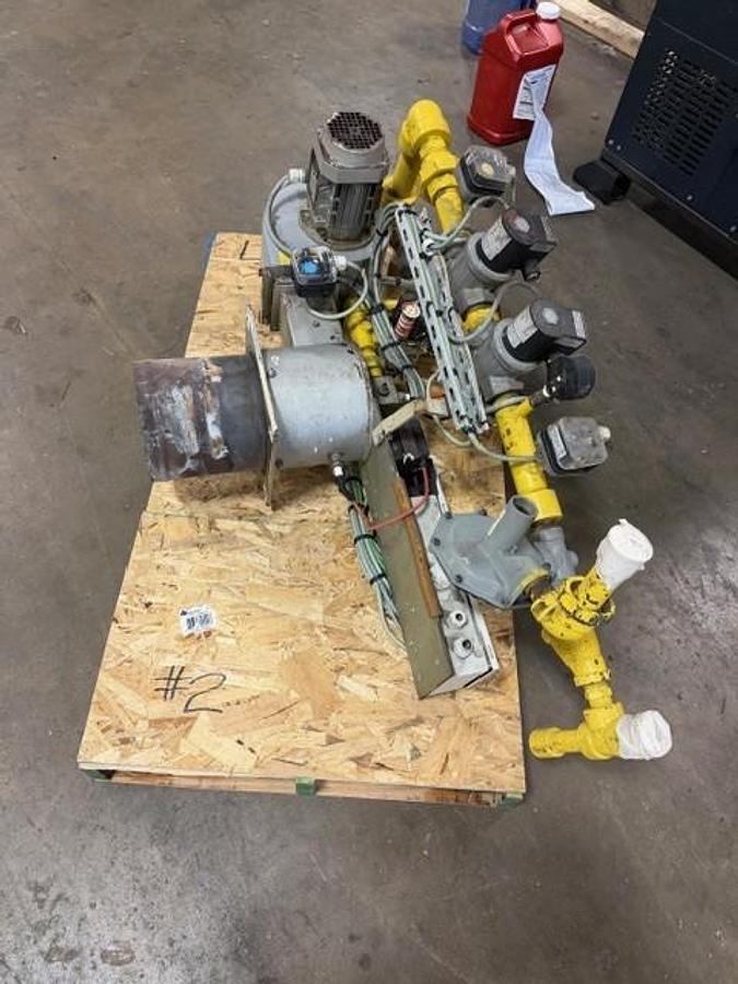 Used Maxon Gas Valve Sets