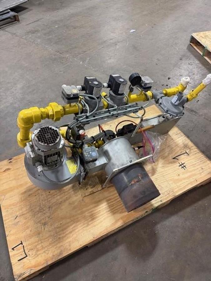 Used Maxon Gas Valve Sets