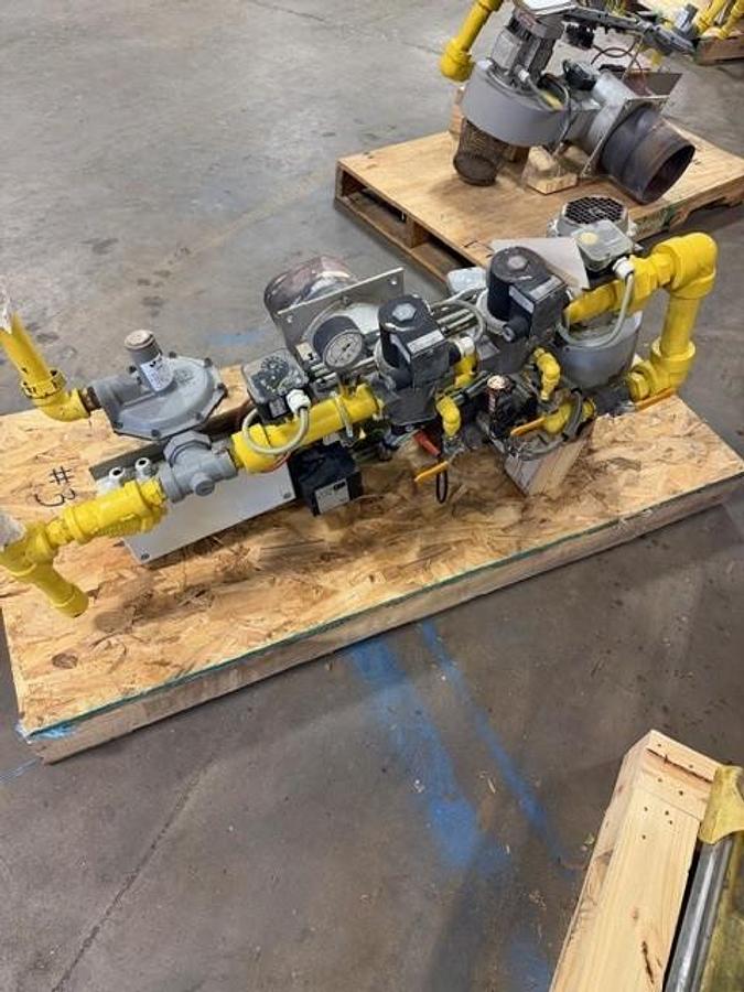 Used Maxon Gas Valve Sets