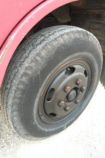 Used 1980 Toyota Dyna BU30 300 6 tyres 5 ton truck.