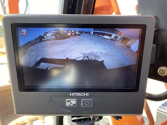 Usato 2019 HITACHI ZX135US-6