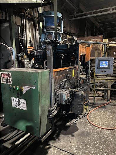 Used BEARDSLEY & PIPER BSM2016 MOLDING MACHINE