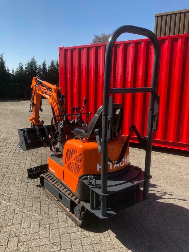 Gebruikt 2013 HITACHI AX08-3