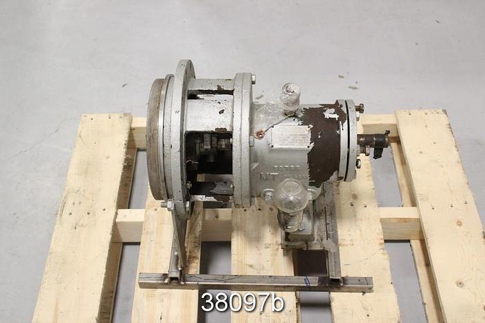 Used Goulds 3196 MT Pump Power End, 10" Stuffing Box #38097