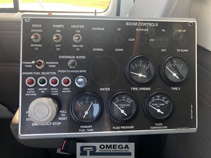 Used 1999 Global 2100LBNR Aircraft Deicer (2,100 gallon tank cap) on Navistar 4700 Chassis