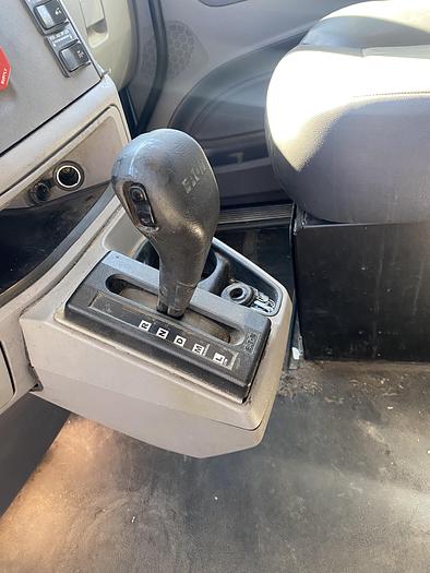 Used 2015 Peterbilt 579