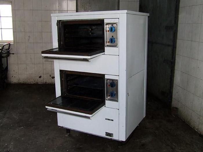Used 2-komorowy piec piekarniczy "Nagema"