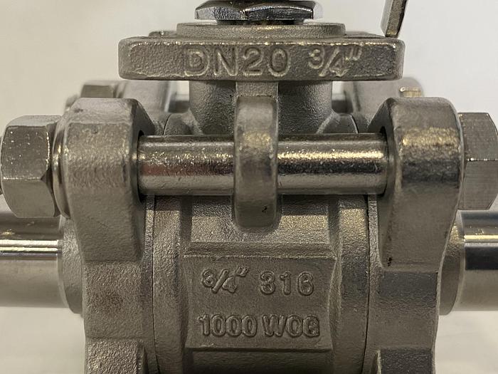 Used VNE  316 Stainless Steel Ball Valve 1000 PSI WOG w/ 3/4" Sanitary Fittings