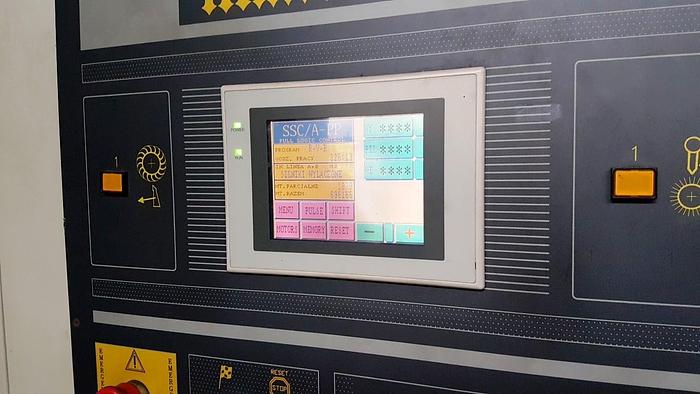 Used Shearing machine MARIO CROSTA