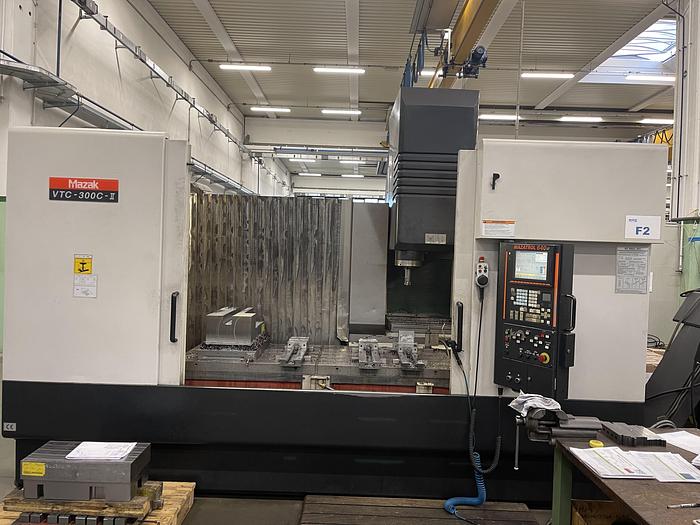 Usato CENTRO VERTICALE A MONTANTE MOBILE MAZAK VTC-300C II