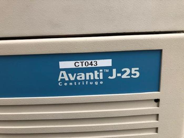 Brugt Beckman Avanti J-25 centrifuge
