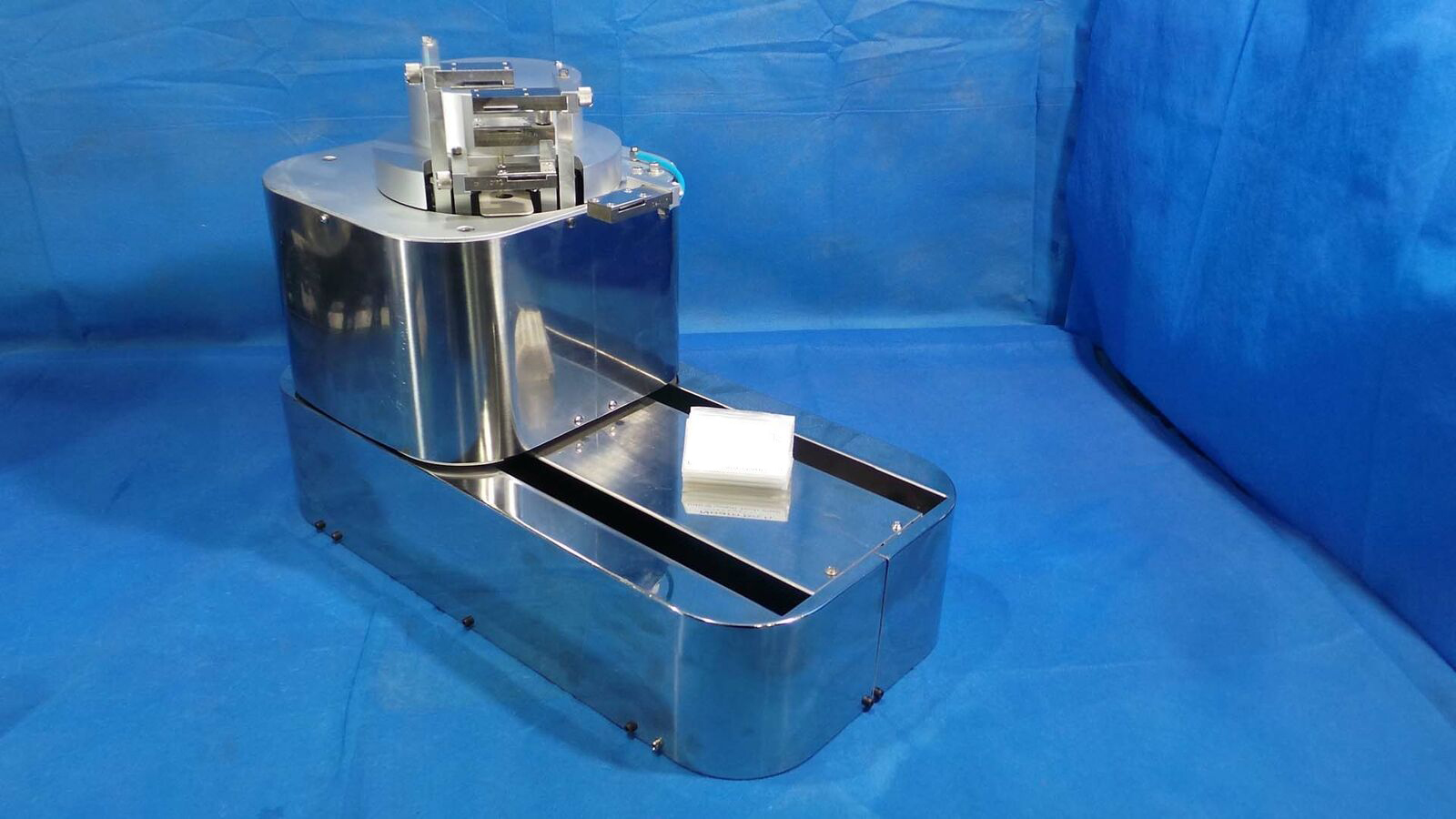 Used NSK Ltd Z11045N501 Robot, Type Z11045N501 / 2.0 V-III / Motorized Precision Guide Robot